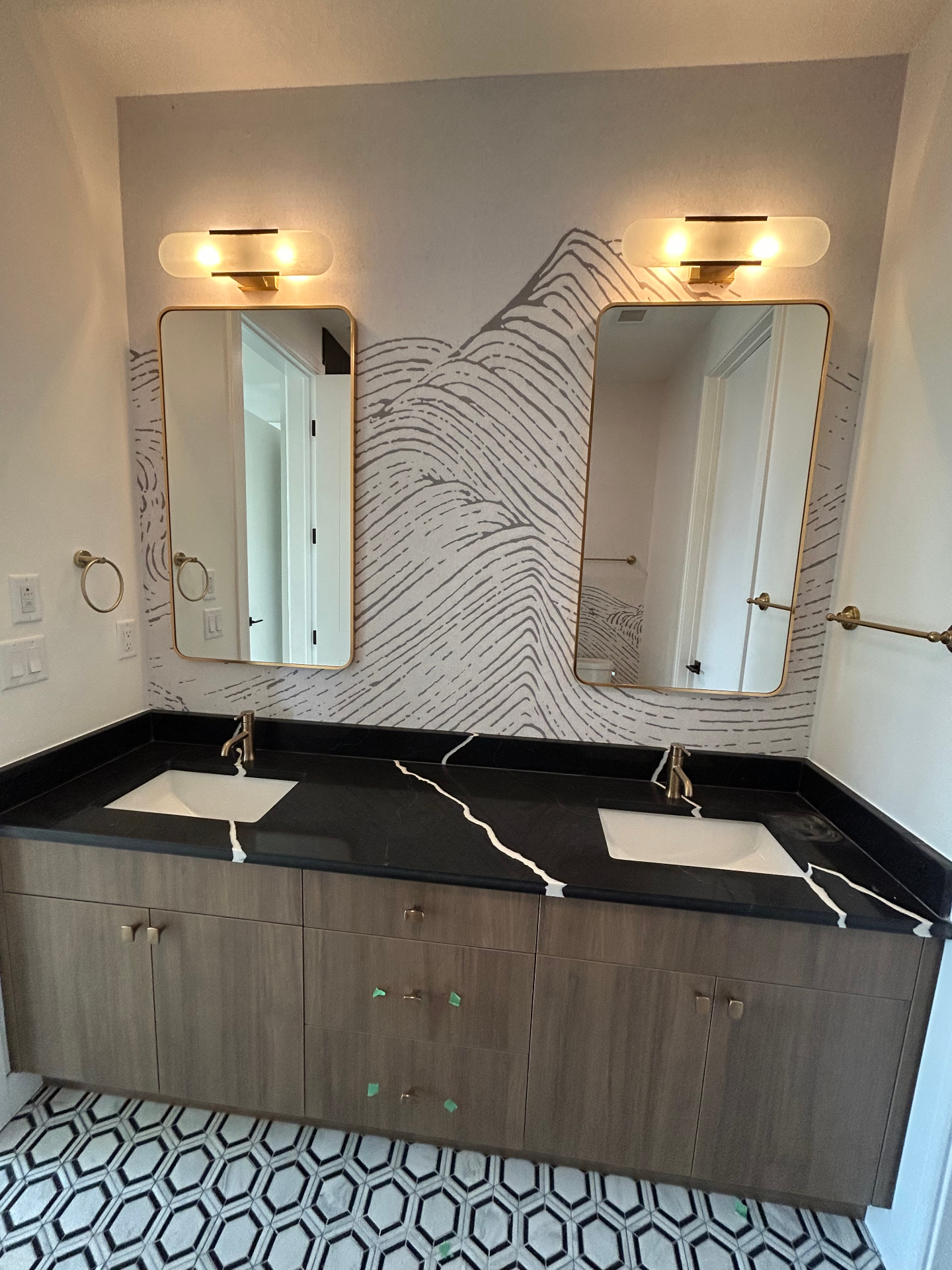 Condo Ensuite Bathroom